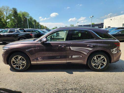 Barossa Burgundy 2023 Genesis GV70 2.5T AWD
