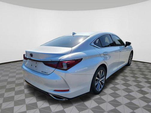 2021 Lexus ES 350 Base