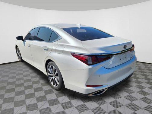 2021 Lexus ES 350 Base