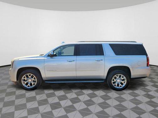 Quicksilver Metallic 2019 GMC Yukon XL SLE
