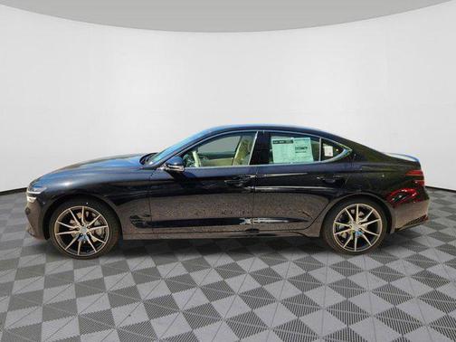 Vik Black 2026 Genesis G70 2.5T AWD Prestige