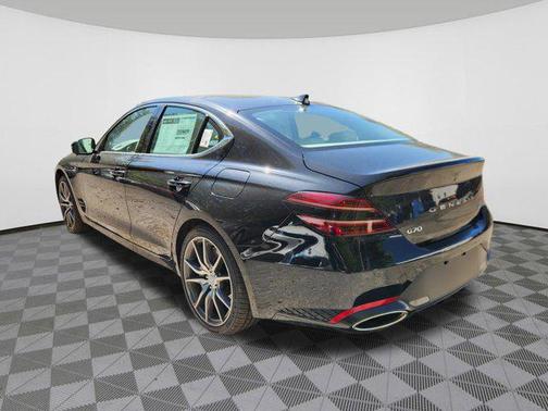 Vik Black 2026 Genesis G70 2.5T AWD Prestige