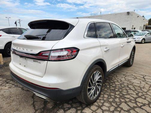 2019 Lincoln Nautilus Reserve