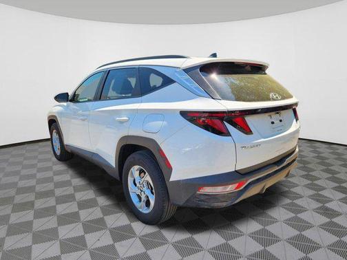 White Pearl 2024 Hyundai TUCSON SEL