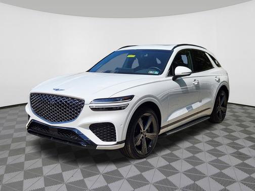 Alta White 2025 Genesis GV70 3.5T AWD Sport