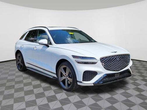 Alta White 2025 Genesis GV70 3.5T AWD Sport
