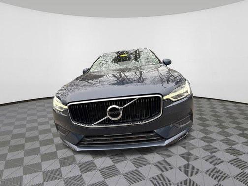 2018 Volvo XC60 T6 Momentum