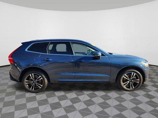2018 Volvo XC60 T6 Momentum