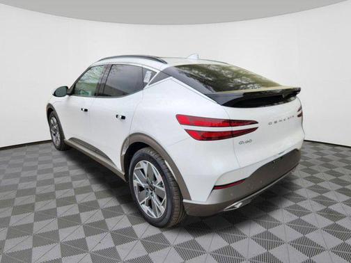 2025 Genesis GV60 Standard AWD
