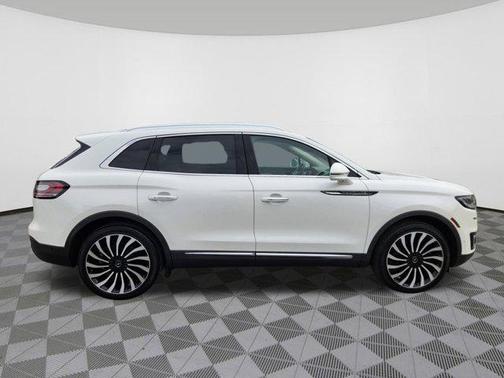 2020 Lincoln Nautilus Black Label
