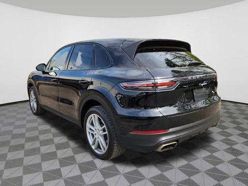 Black 2019 Porsche Cayenne Cayenne