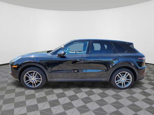 Black 2019 Porsche Cayenne Cayenne
