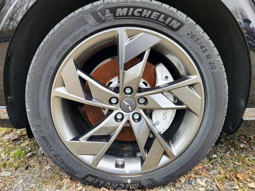 2025 Genesis Electrified GV70 Advanced AWD