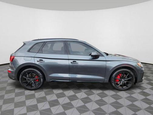 2024 Audi Q5 e 55 S line Premium Plus