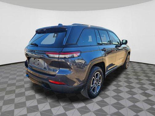 2022 Jeep Grand Cherokee 4xe Trailhawk