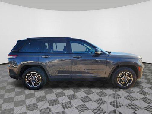 2022 Jeep Grand Cherokee 4xe Trailhawk