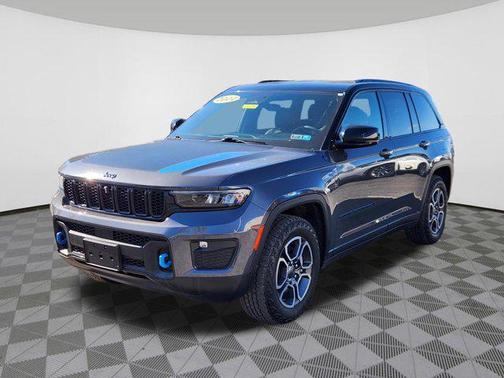 2022 Jeep Grand Cherokee 4xe Trailhawk