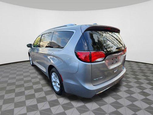 2018 Chrysler Pacifica Touring-L Plus