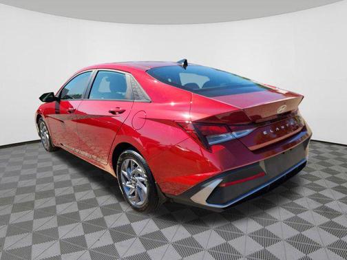 Ultimate Red 2024 Hyundai ELANTRA SEL