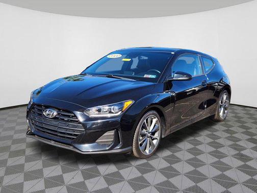 2020 Hyundai Veloster 2