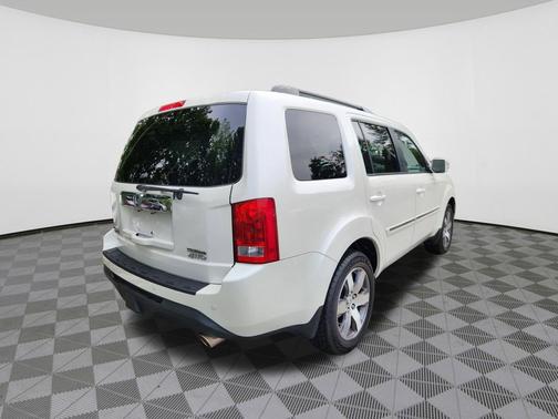 Diamond White Pearl 2013 Honda Pilot Touring