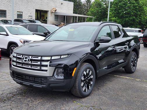 2025 Hyundai SANTA CRUZ SEL Activity