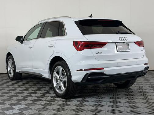 Glacier White Metallic 2020 Audi Q3 45 S line Premium Plus