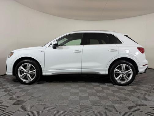 Glacier White Metallic 2020 Audi Q3 45 S line Premium Plus