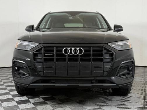 2025 Audi Q5 40 Premium