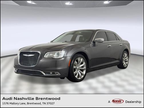 Granite Crystal Metallic Clearcoat 2019 Chrysler 300 Limited