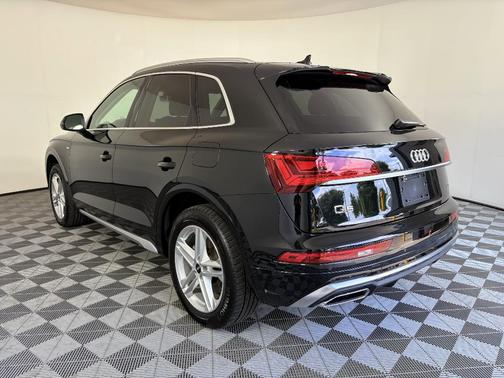 2024 Audi Q5 55 S line Premium