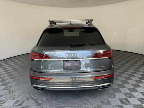 2022 Audi Q5 45 S line Premium Plus