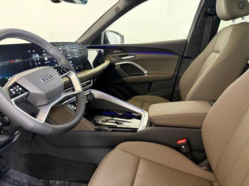 2025 Audi Q5 Premium Plus TFSI quattro S tronic