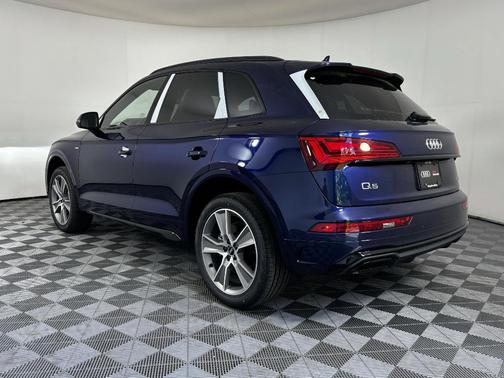 2025 Audi Q5 45 S line Premium