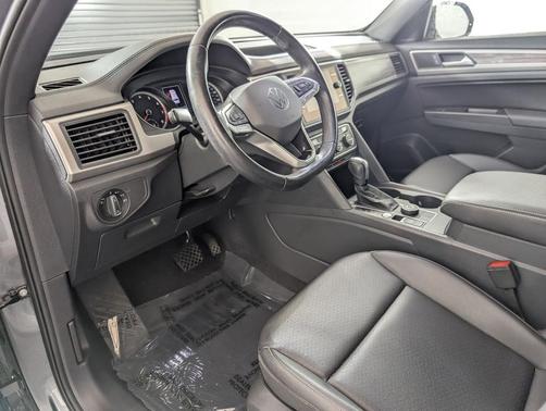 2020 Volkswagen Atlas Cross Sport 3.6L V6 SE w/Technology