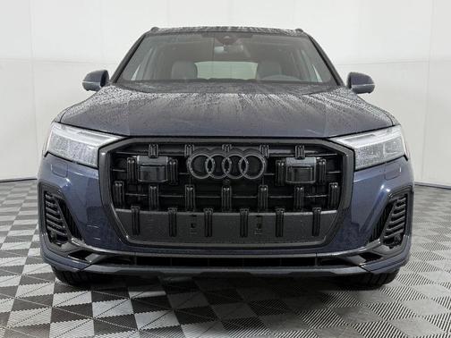 2026 Audi Q7 55 Premium Plus
