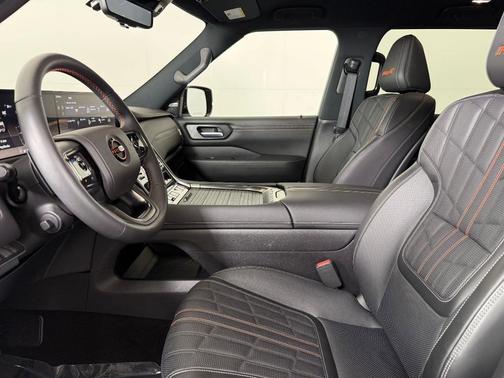 2025 Nissan Armada PRO-4X 4WD