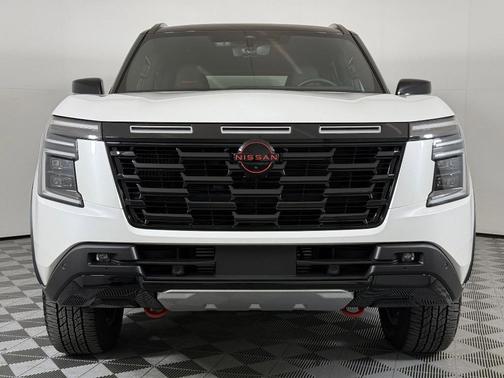 2025 Nissan Armada PRO-4X 4WD