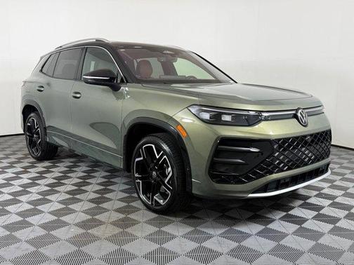 2025 Volkswagen Tiguan 2.0T SEL R-Line 4MOTION