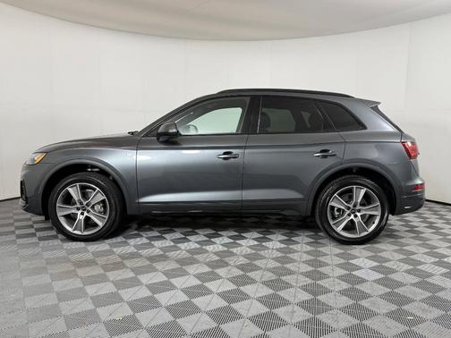 2025 Audi Q5 45 S line Premium