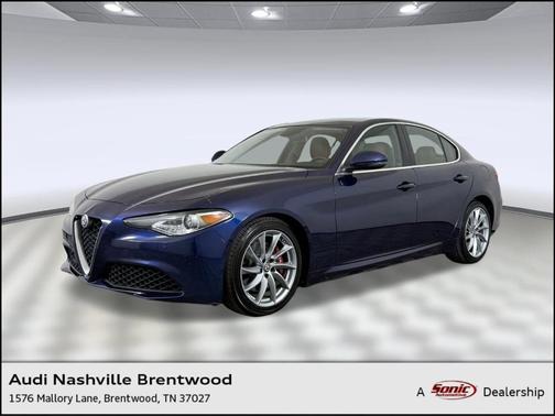 2017 Alfa Romeo Giulia Base