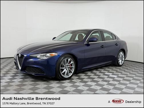 2017 Alfa Romeo Giulia Base