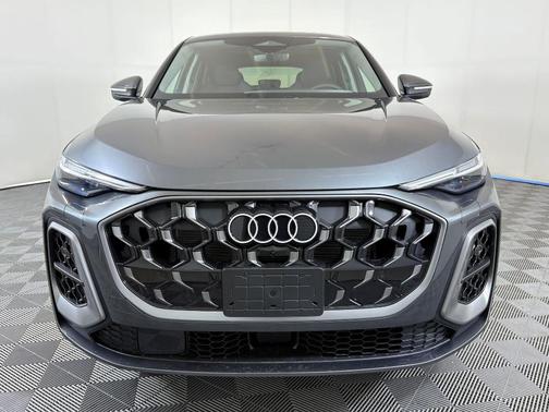 2025 Audi Q5 Prestige TFSI quattro S tronic