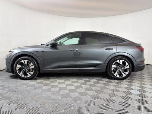 Daytona Gray Pearl Effect 2022 Audi e-tron Sportback S line Premium