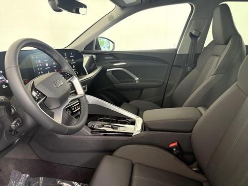 2025 Audi Q5 Prestige TFSI quattro S tronic