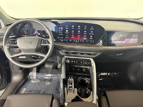 2025 Audi Q5 Prestige TFSI quattro S tronic