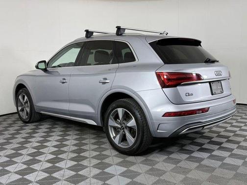 2023 Audi Q5 40 Premium Plus