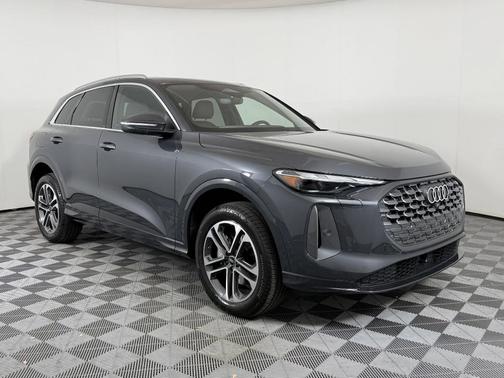 2025 Audi Q5 Premium TFSI quattro S tronic