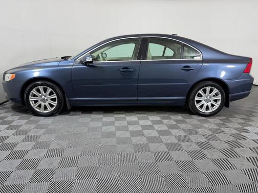 Gray 2009 Volvo S80 3.2