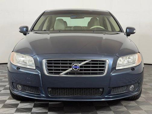 Gray 2009 Volvo S80 3.2